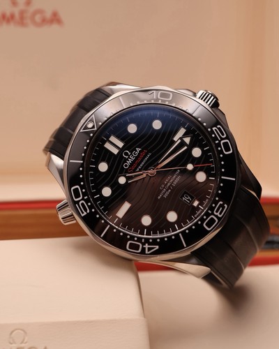 Omega seamaster diver - omega, co-axial