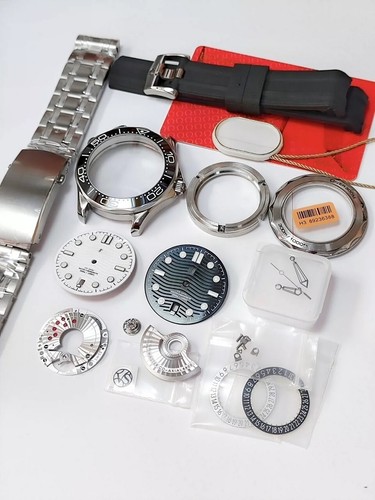 42mm stainless steel watch - 42mm,